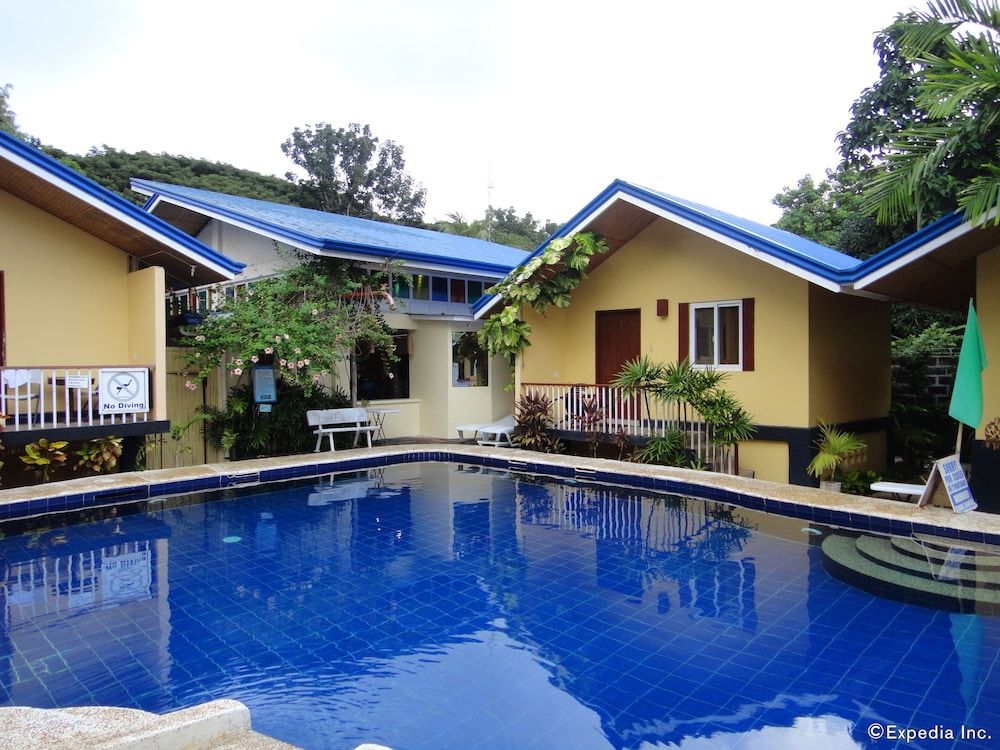 undefined Blue Lagoon Inn & Suites 9