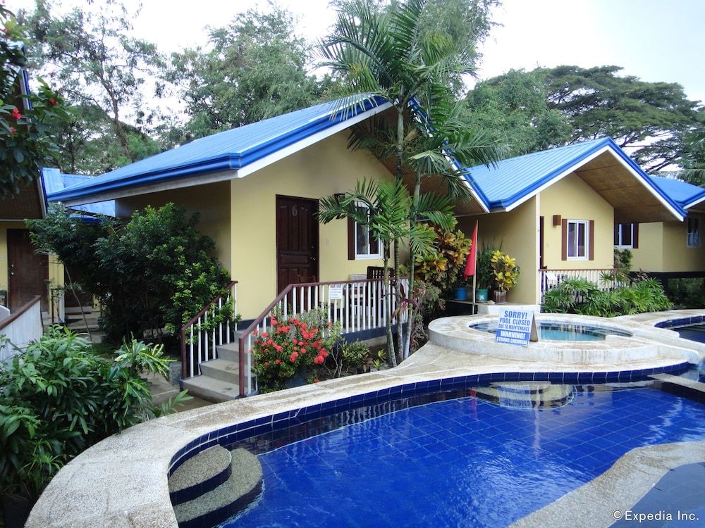 undefined Blue Lagoon Inn & Suites 10