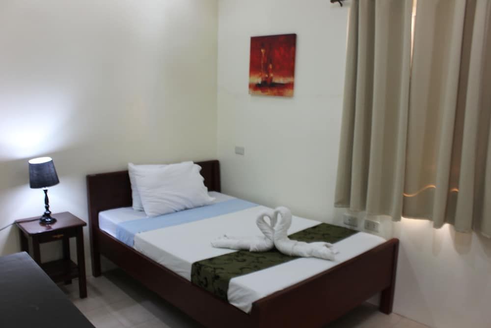 undefined Blue Lagoon Inn & Suites 2