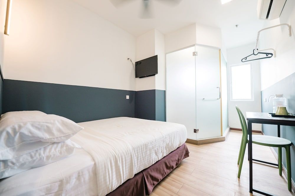 Double Room, 1 Queen Bed, City View