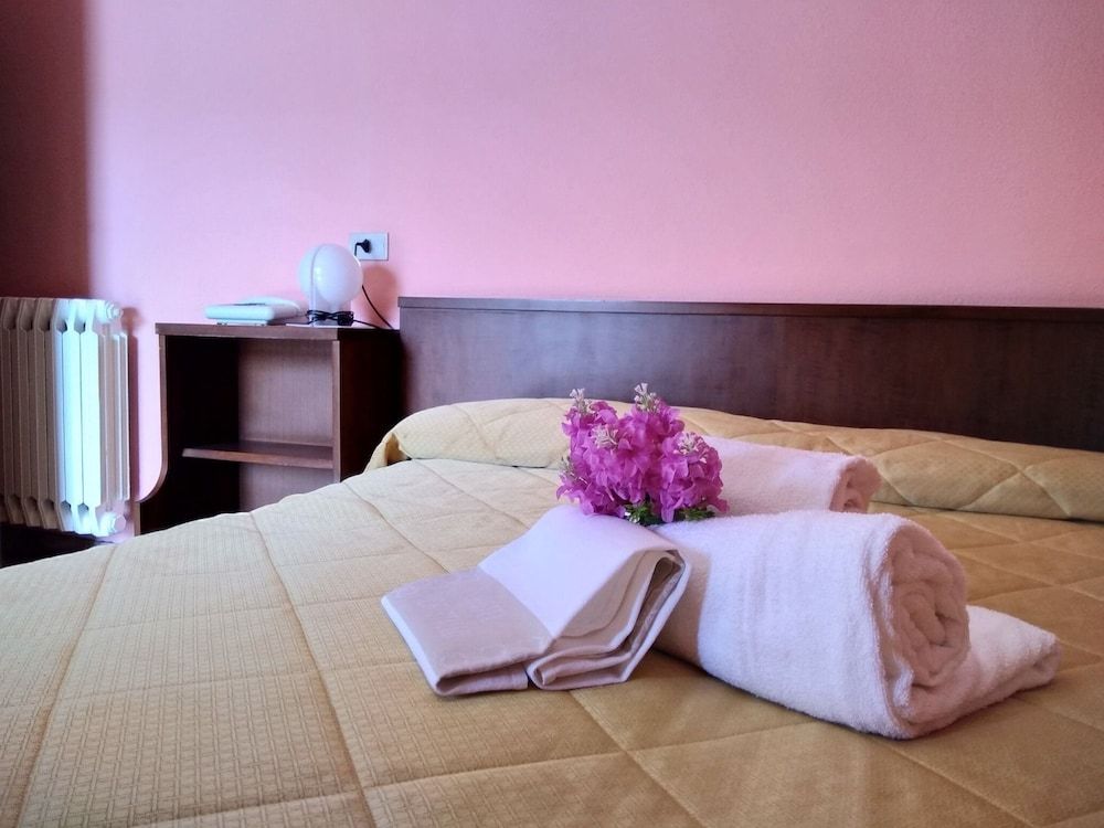 Single Room, City View