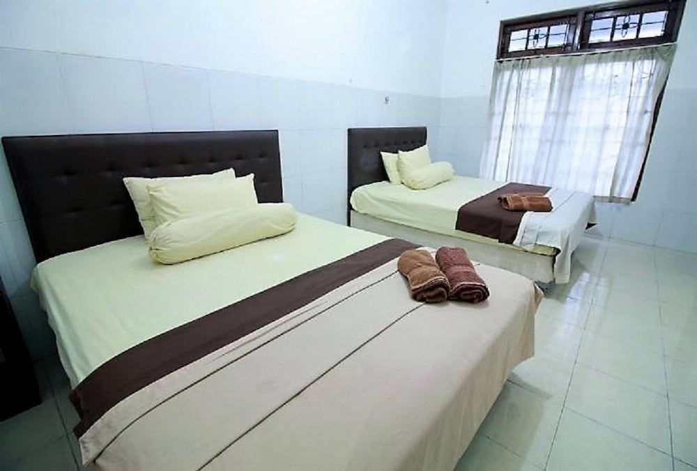 OYO 418 Setra House