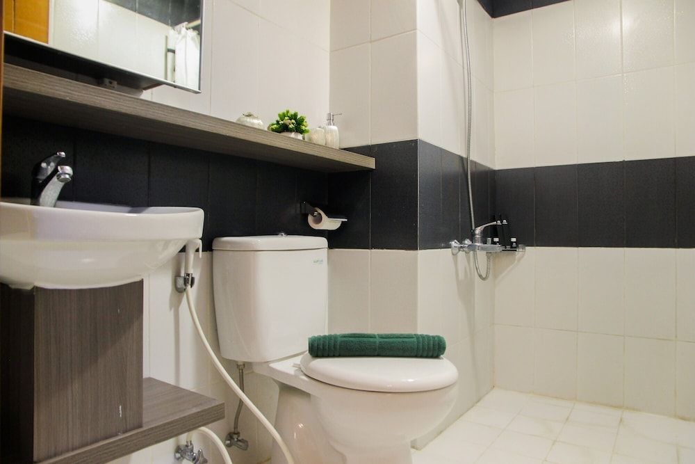 Modern 1BR with Sofa Bed @ Cinere Bellevue Apartment Room 9