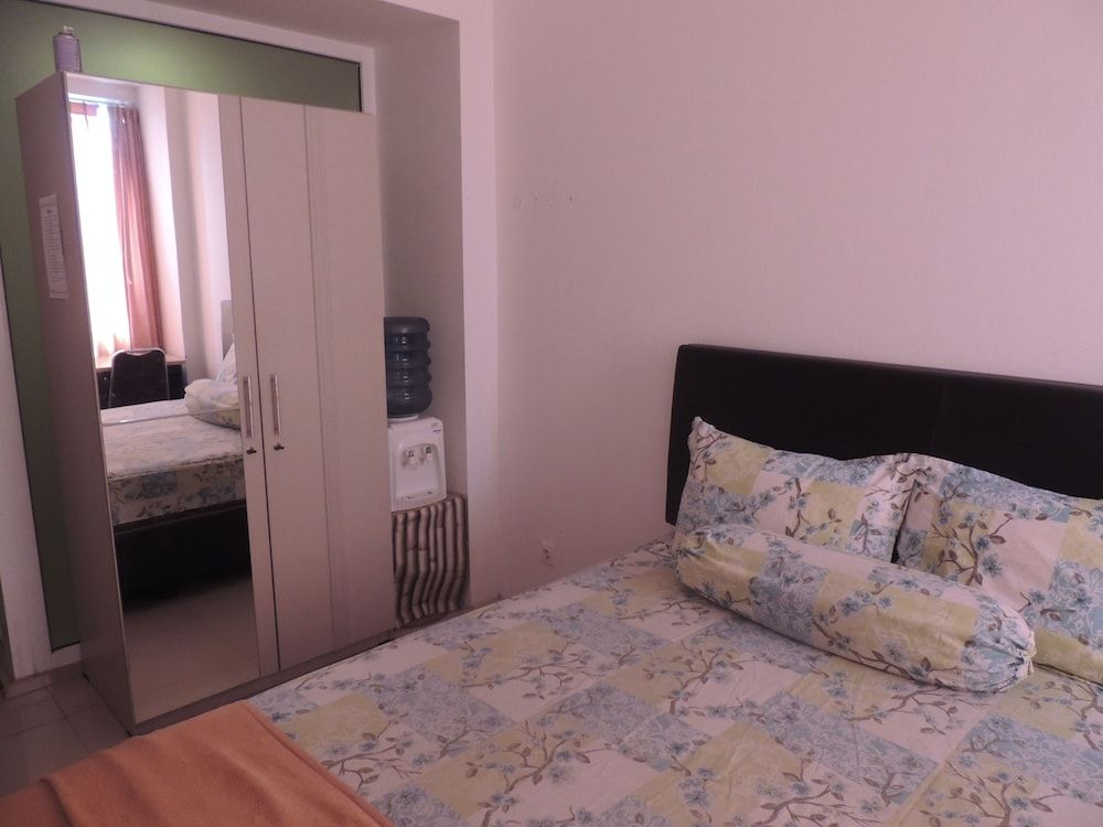 Studio Room at V Apartment