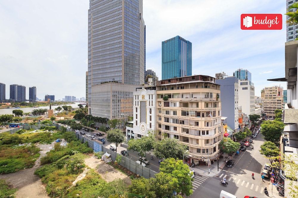 undefined The Noble Swan Central Dong Du Hotel 2