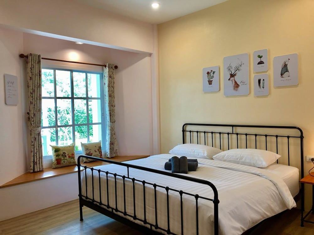 Double Room, 1 King Bed, Non Smoking