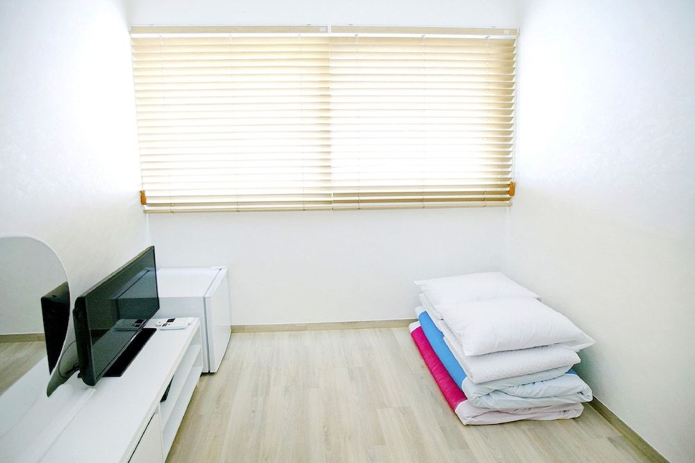 ARI House - Hostel Standard Double (Korean Ondol Style) (Foreigner Only) 8
