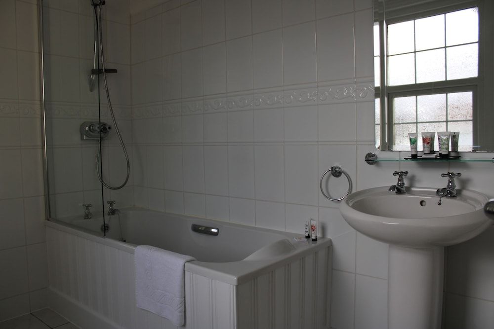 The Birdham Deluxe Double Room, Ensuite 6