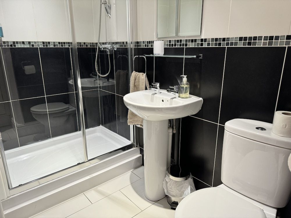 The Pilot Boat Inn Double or Twin Room 12