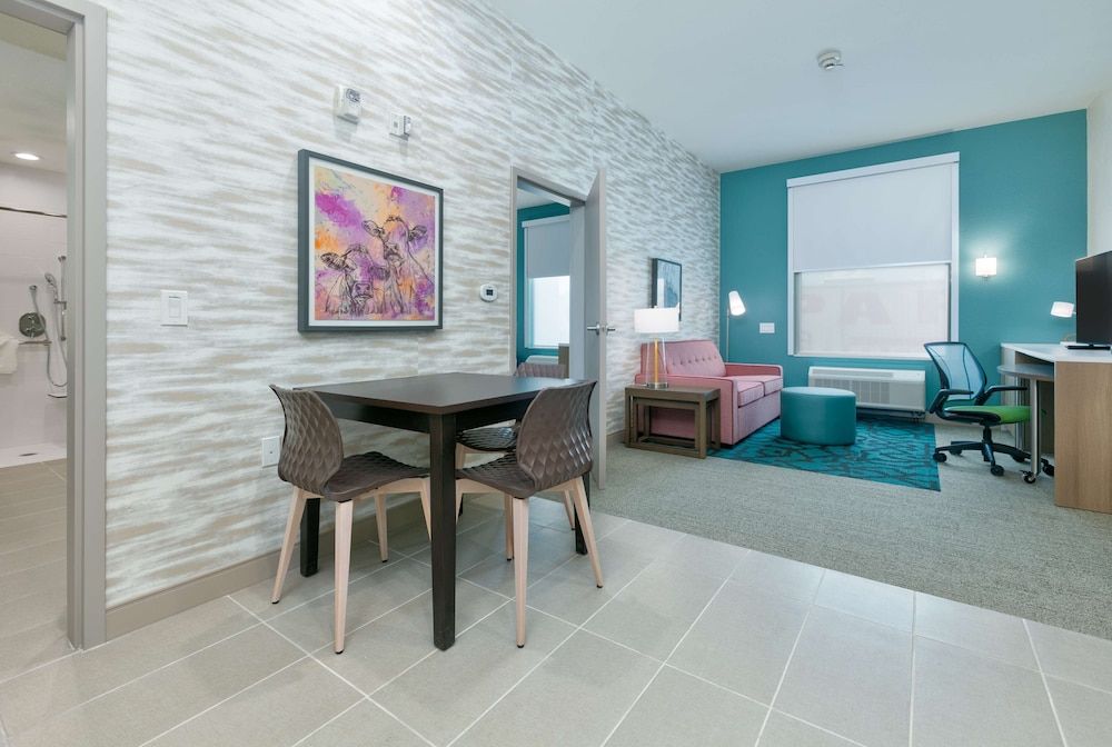 Home2 Suites By Hilton El Campo Suite, 1 King Bed, Accessible (Roll In Shower) 3