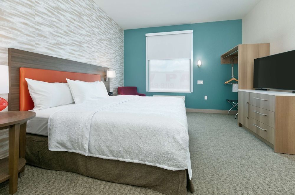 Home2 Suites By Hilton El Campo Suite, 1 King Bed, Accessible (Roll In Shower)