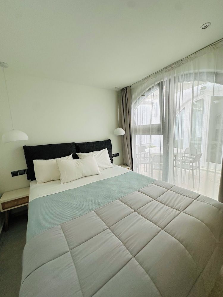 GT Suites Superior Apartment 5