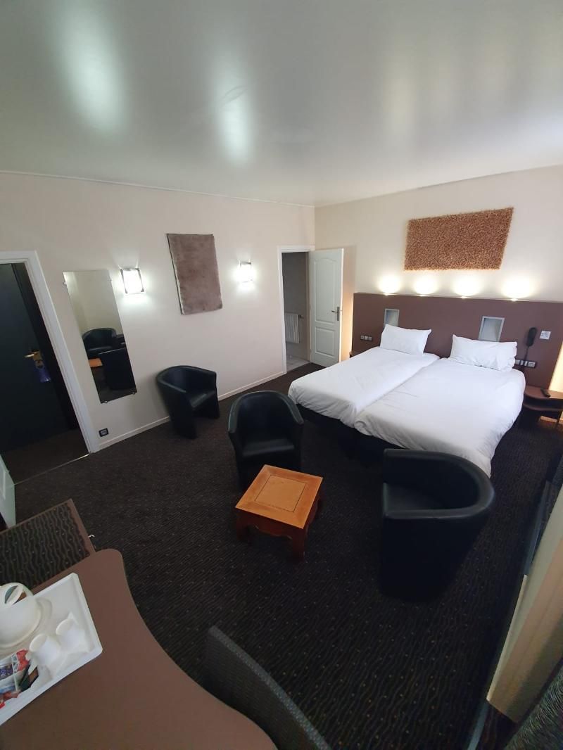 Grand Hotel de Valenciennes Standard Twin Room