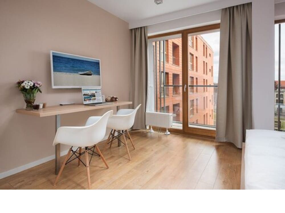 Apartinfo Aura Apartments Deluxe Studio, Balcony, River View (with parking - 150B) 10