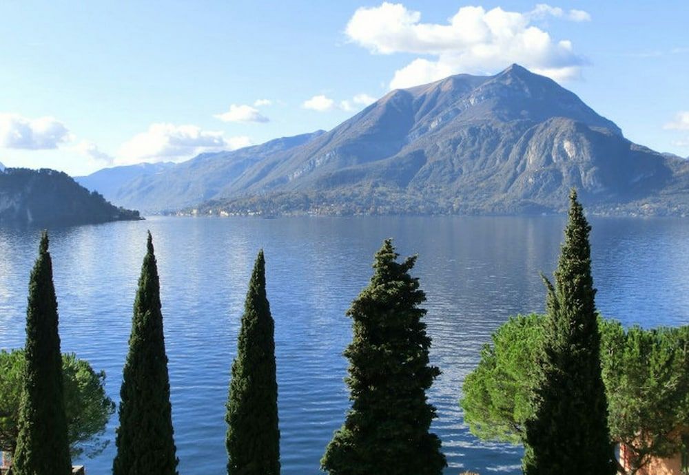 Varenna Vele