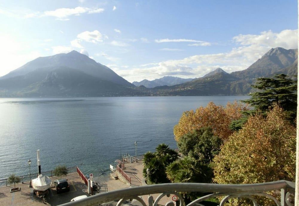 Varenna Vele