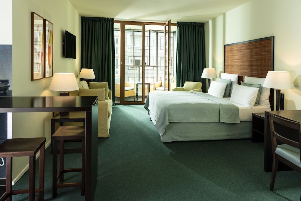 undefined Clipper Boardinghouse – Berlin-Gendarmenmarkt