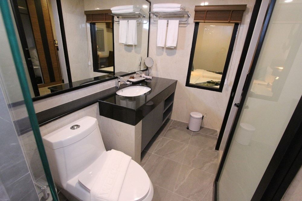 The Leisure Hotel Superior Twin Room 6