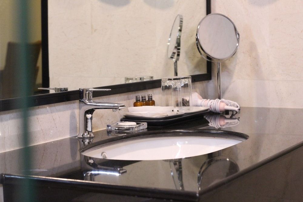 The Leisure Hotel Superior Twin Room 5