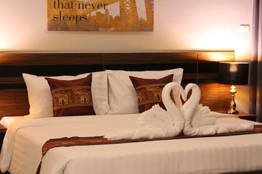 The Leisure Hotel Deluxe Double Room 2