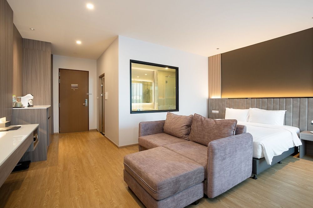 Crystal Srivaree Suvarnabhumi Hotel Srivaree Suite Room 10