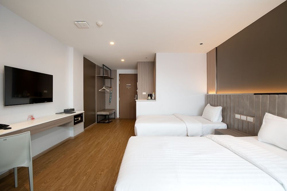 Crystal Srivaree Suvarnabhumi Hotel Premium Twin Room 3