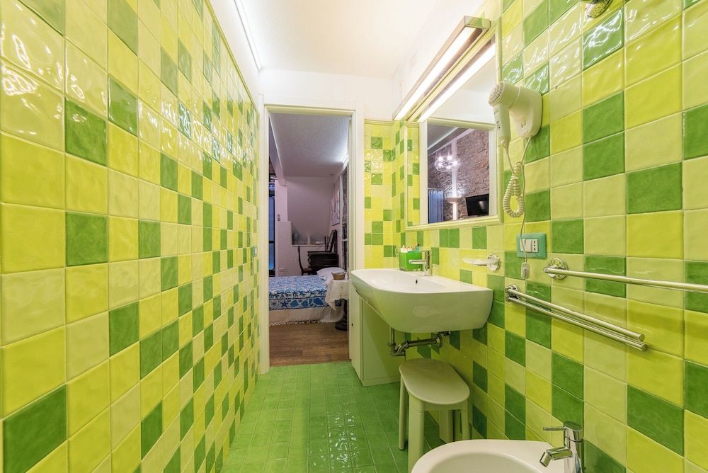 Vernazza Sea View Premium Studio Suite, Multiple Beds, Air conditioning 8