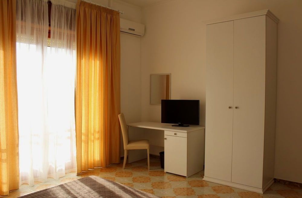 Glem B&B Quadruple Room, Private Bathroom (Mandorlo) 3