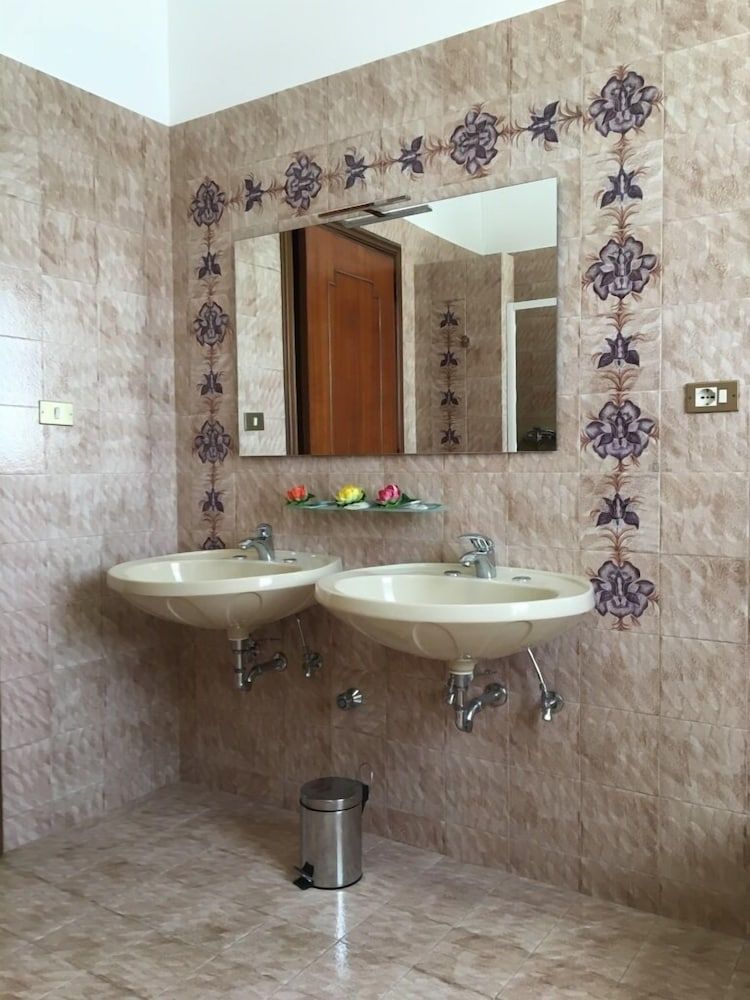 Glem B&B Quadruple Room, Private Bathroom (Ulivo) 6