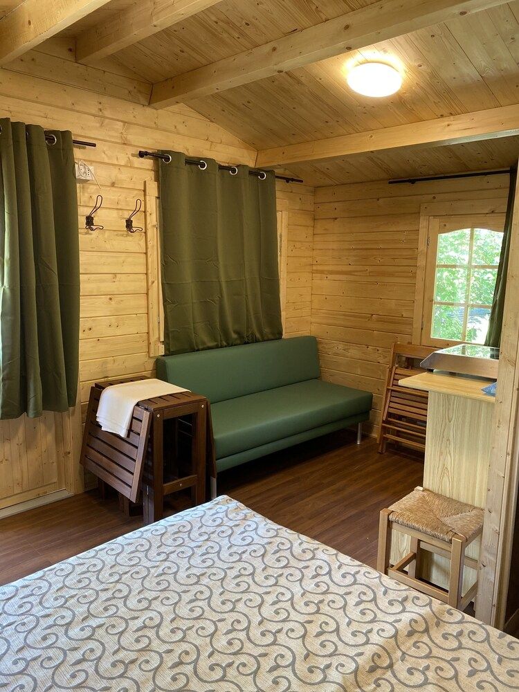 Studio, 1 Bedroom, Smoking, Balcony