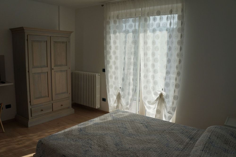 Deluxe Double or Twin Room, 1 Queen Bed, Non Smoking, Hill View