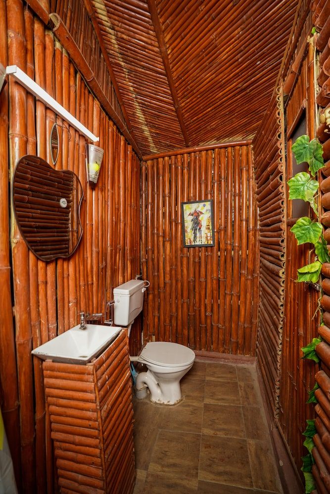 Luxury Bamboo Cottage River Facing