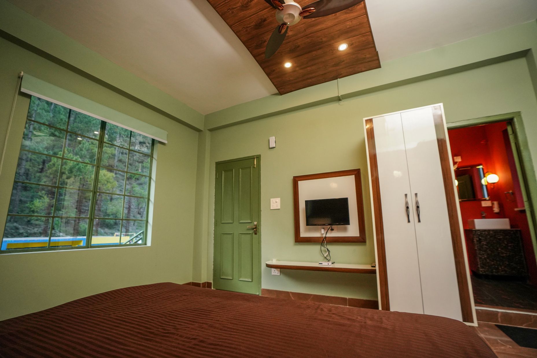 Super Deluxe Room