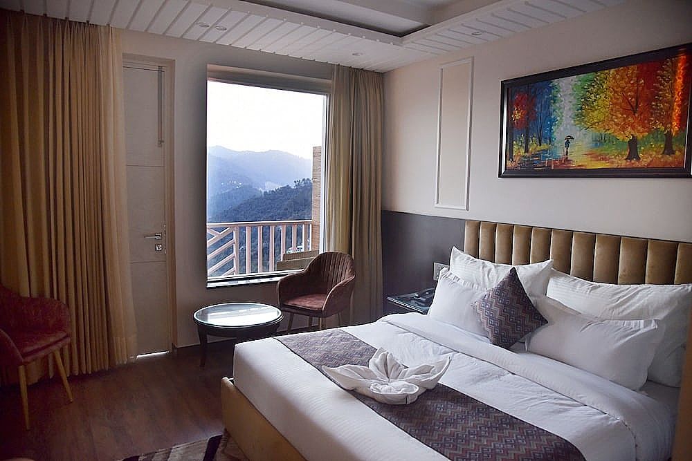 AnantVilas Shimla Hills Deluxe Room 3