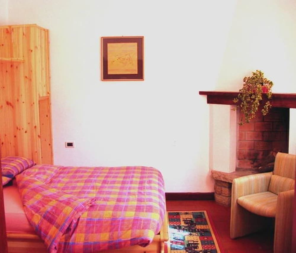 Standard Double Room, Hill View