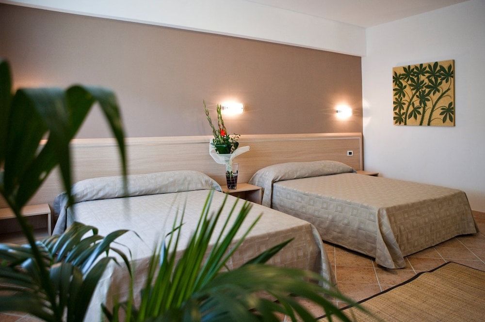 Quadruple Room, Annex Building