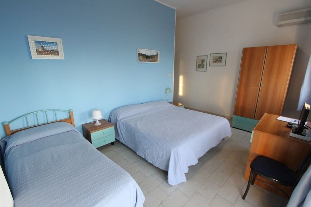 Hotel La Scogliera