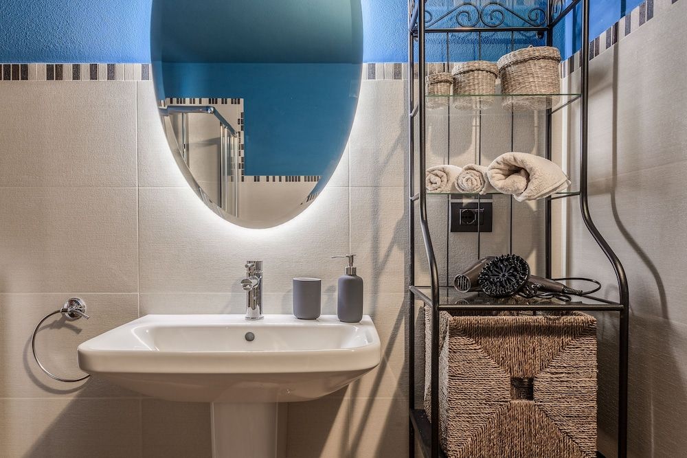 Malatesta Antica Dimora Deluxe Double Room, City View (Porta Tagliata) 6