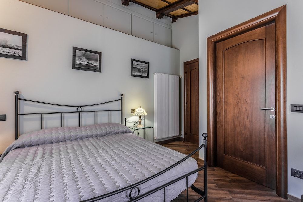 Malatesta Antica Dimora Deluxe Double Room, City View (Porta del Ponte) 3