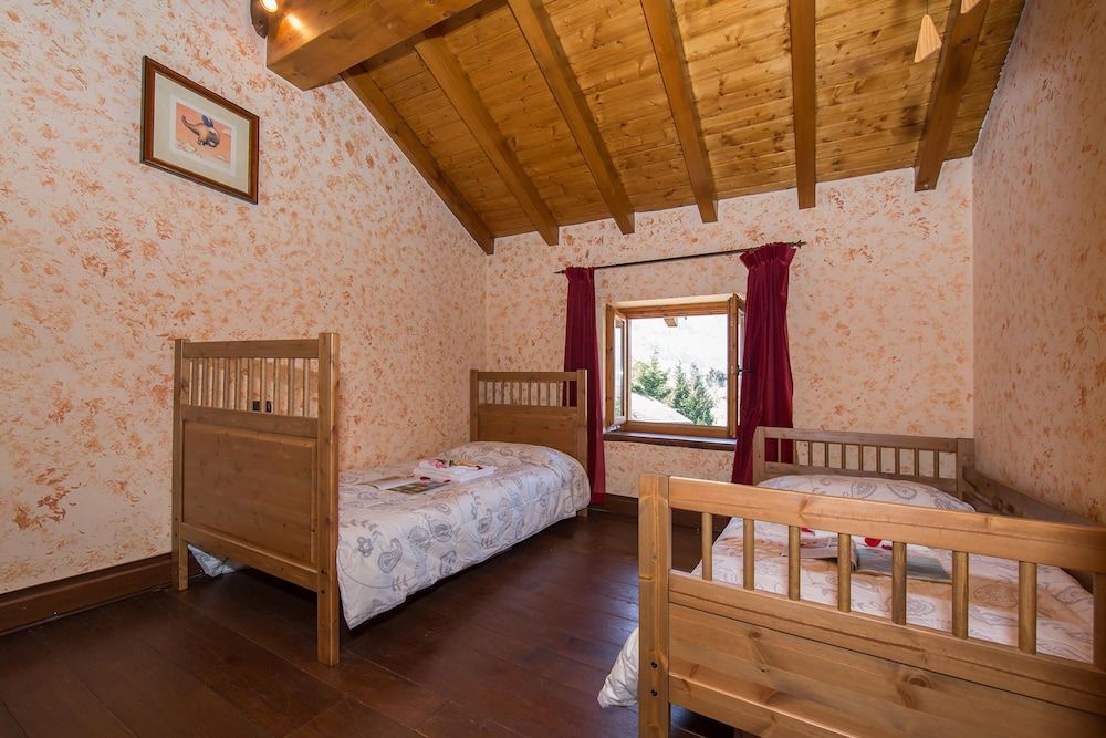 Family Villa, 4 Bedrooms, Mountainside (Villa Victoria)