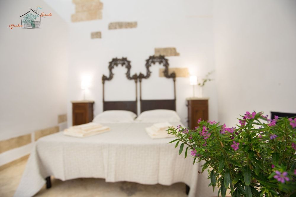 Double Room, Garden View (Botticelle)