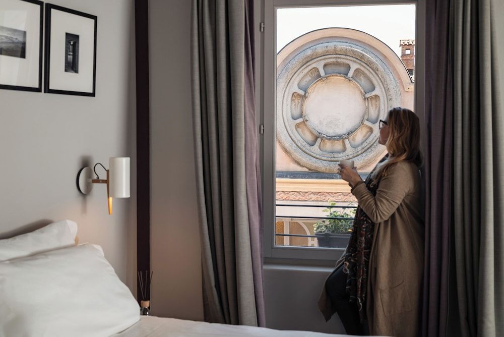 Uve Rooms & Wine Bar Deluxe Double Room 9