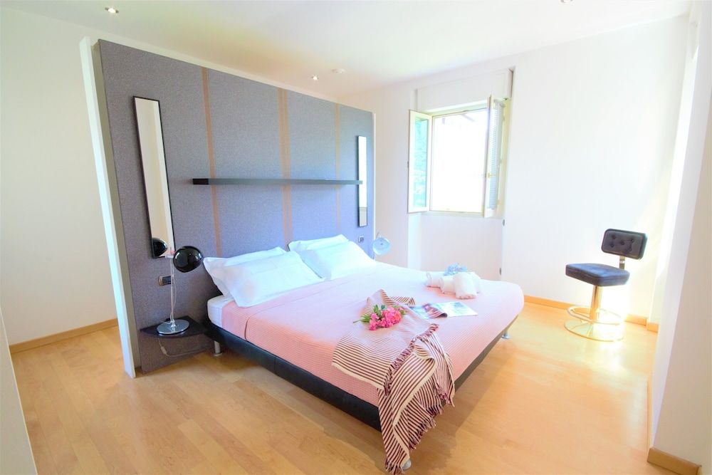 Luxury Apartment, 3 Bedrooms, Terrace