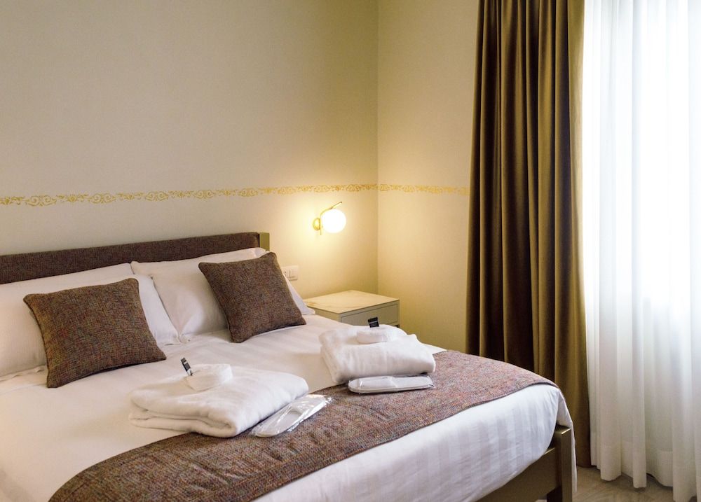 Palazzo Essenza Deluxe Double Room 3