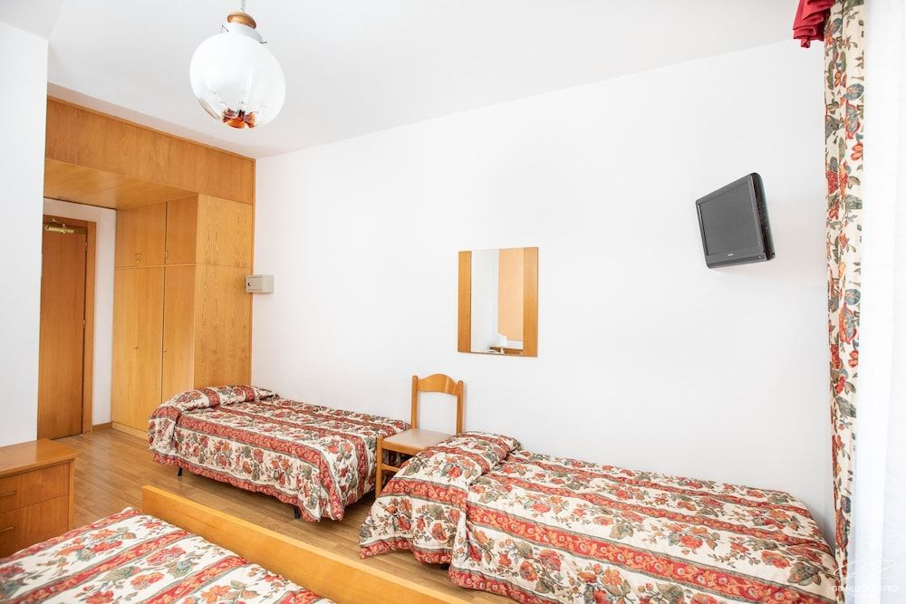 Classic Quadruple Room