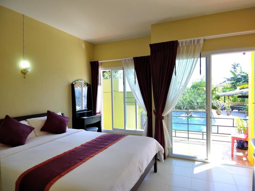 Serene Villa Superior Double Room 4