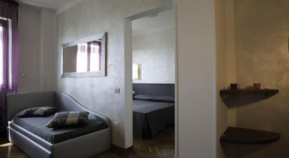 Hotel Astoria Suite 8