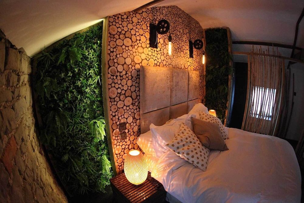 The Lodge Rooms Double Room (The Wood Store) 3