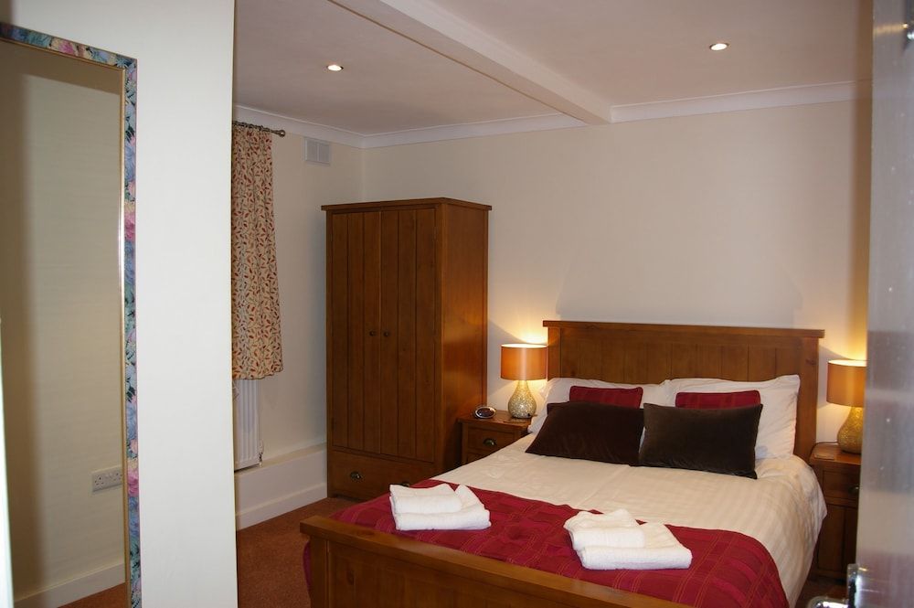 Elen's Castle Hotel Suite, 3 Bedrooms, Garden View ( Room 10) 3