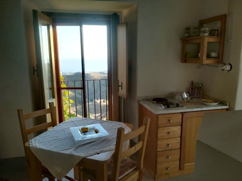 Case Rurali Pentedattilo Traditional House, 1 Bedroom, Non Smoking, Hill View 7